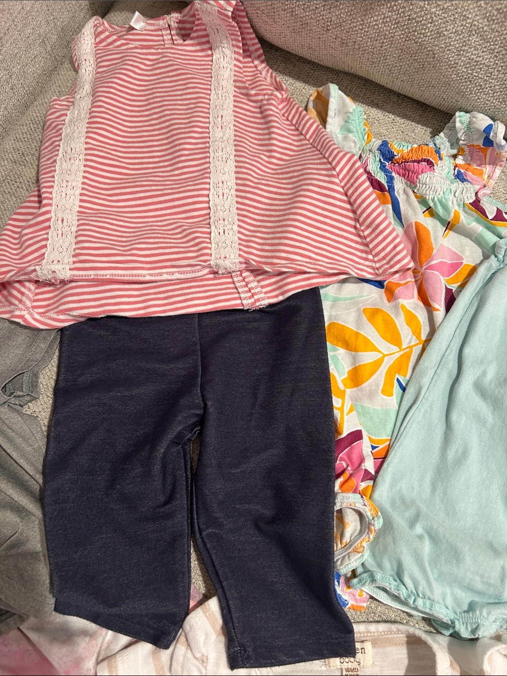 18 Month Bundle - Picture 4 of 9